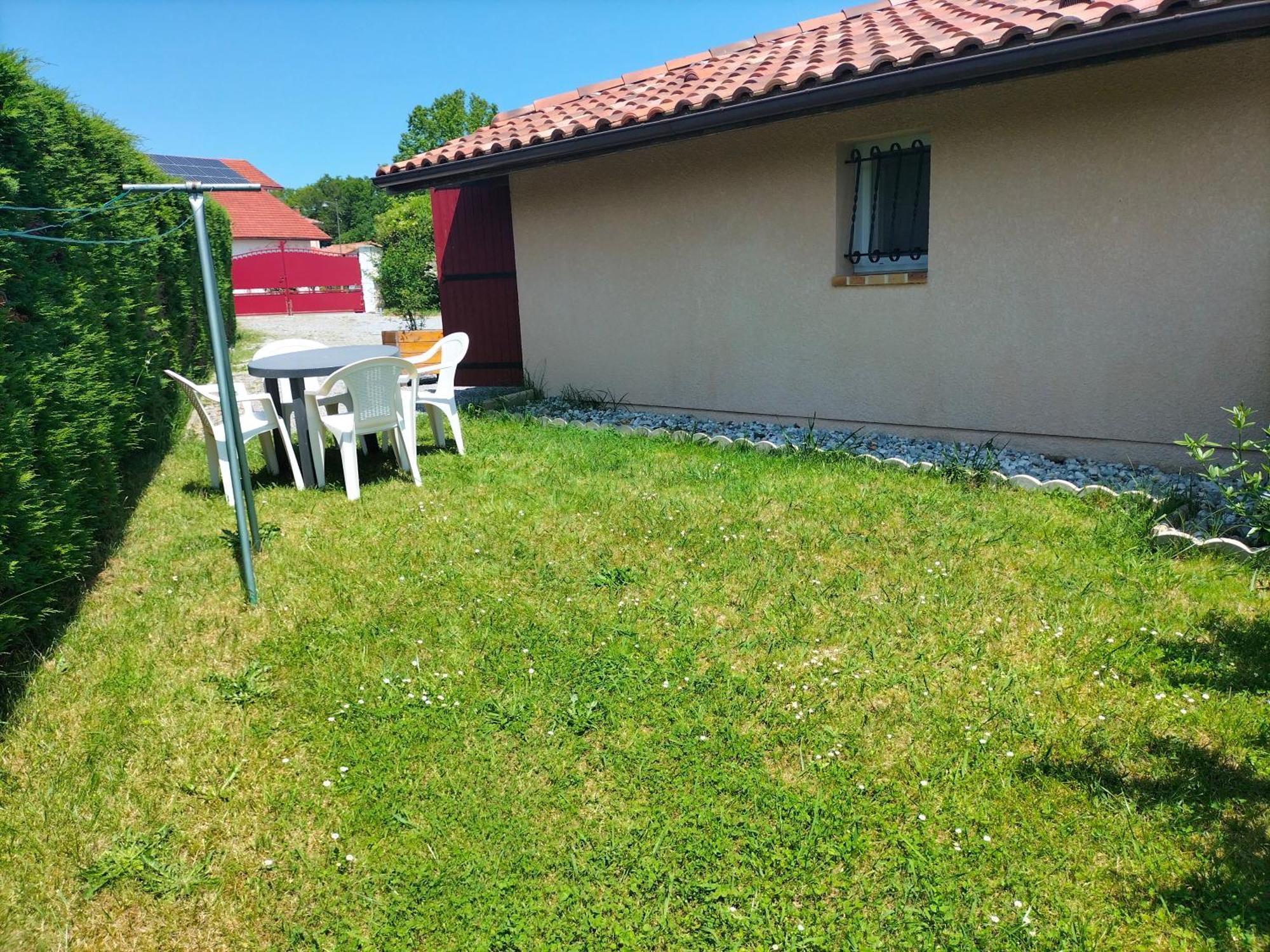 Studio Proche Des Thermes, Des Barthes, Des Plages Et De Dax ! Saubusse Esterno foto