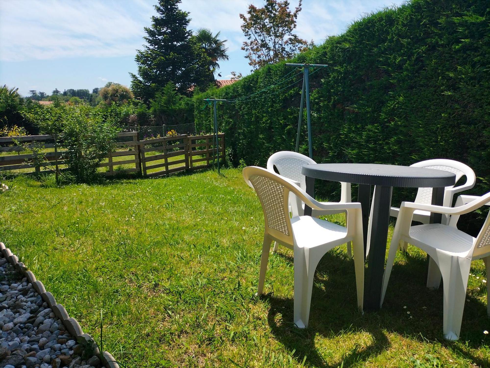 Studio Proche Des Thermes, Des Barthes, Des Plages Et De Dax ! Saubusse Esterno foto